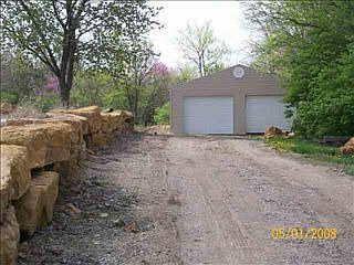2nd image of 345 NE 35th St