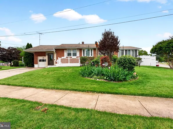 1200 Whitman Dr, Glen Burnie, MD 21061