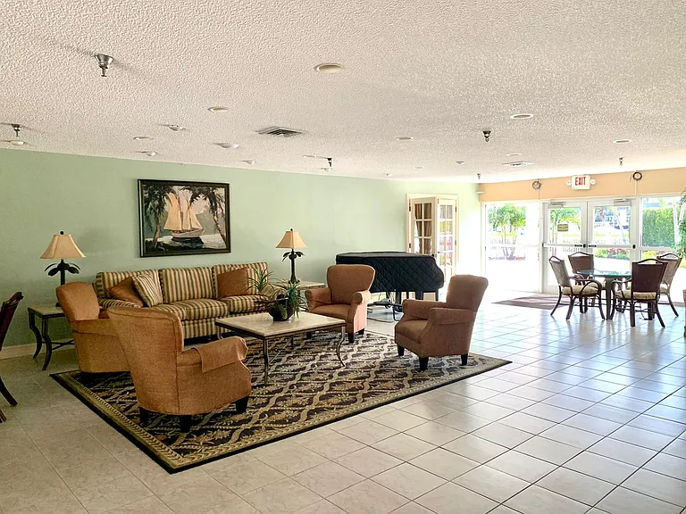 8040 Sailboat Key Blvd S #203 — Photo 35