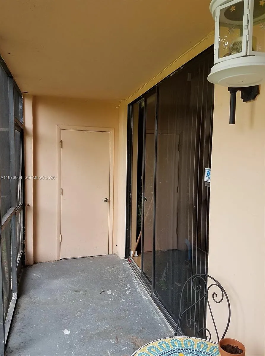 Building Photo - 8500 SW 133rd Avenue Rd #108
