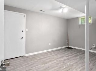 206 Mountain View Ct, Landover, MD 20785