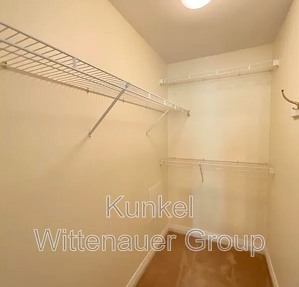 320 Ring Of Kerry Dr — Photo 18