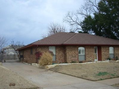 2013 Ridgewood, Bedford, TX, 76021