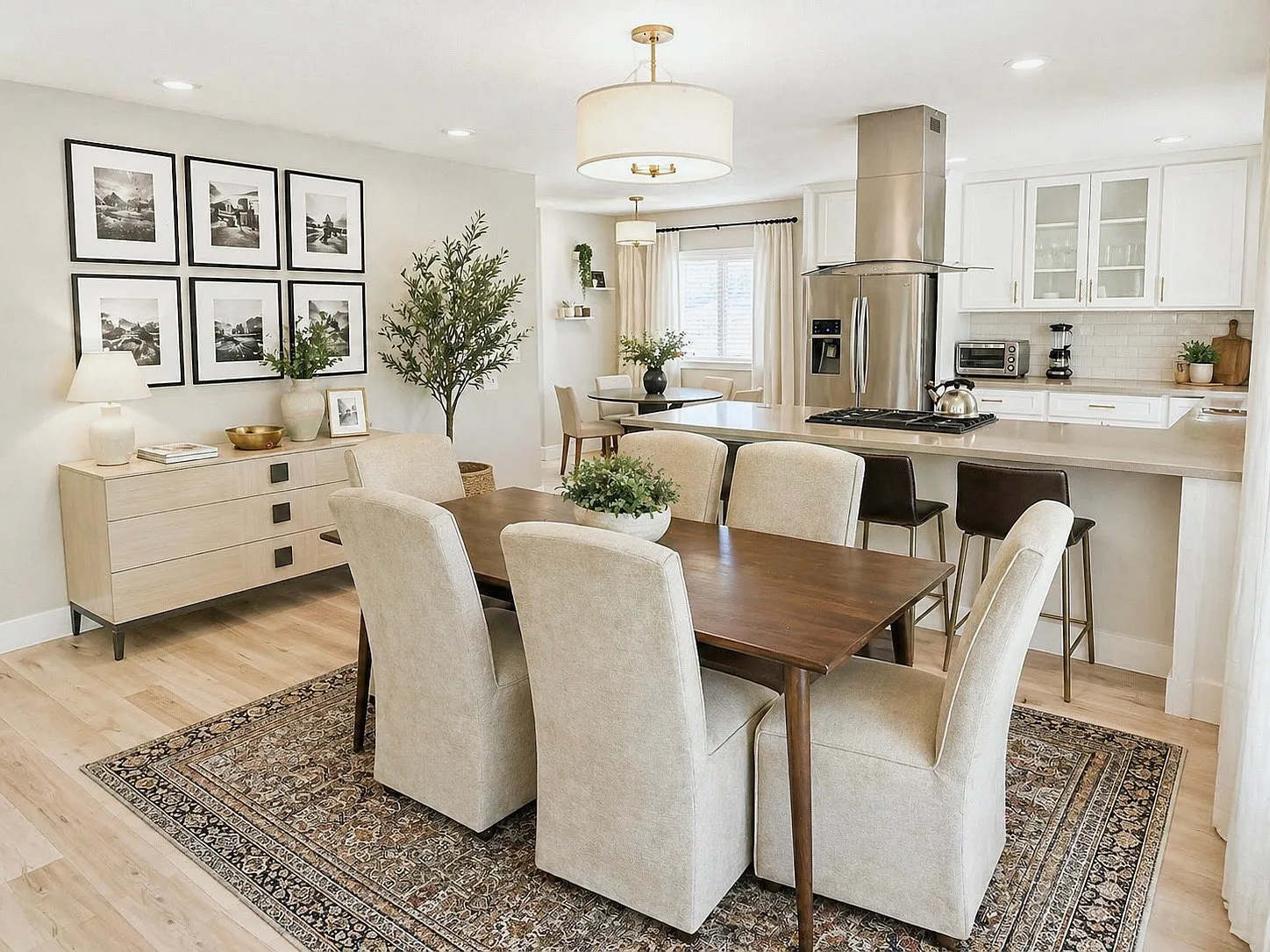 3 bed, 1.5 bath, 1409 sqft, $6,500 — Photo 3