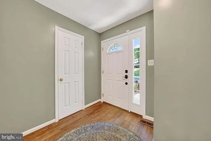 9626 Blincoe Ct — Photo 5