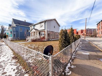 142 Brook St, Woonsocket, RI, 02895