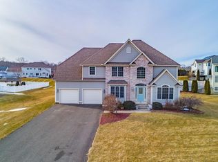 59 Christine Dr, West Springfield, MA 01089