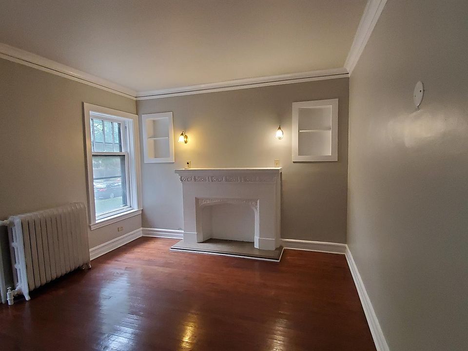 1st image of 1226 W Arthur Ave #1