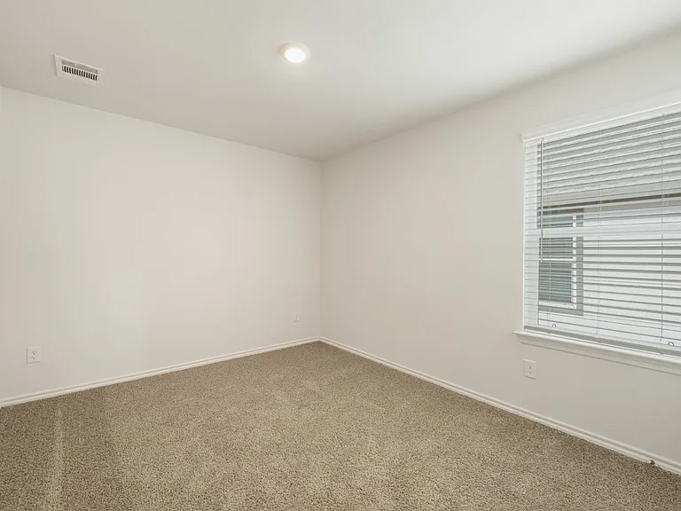 1531 Brooke Dr — Photo 12