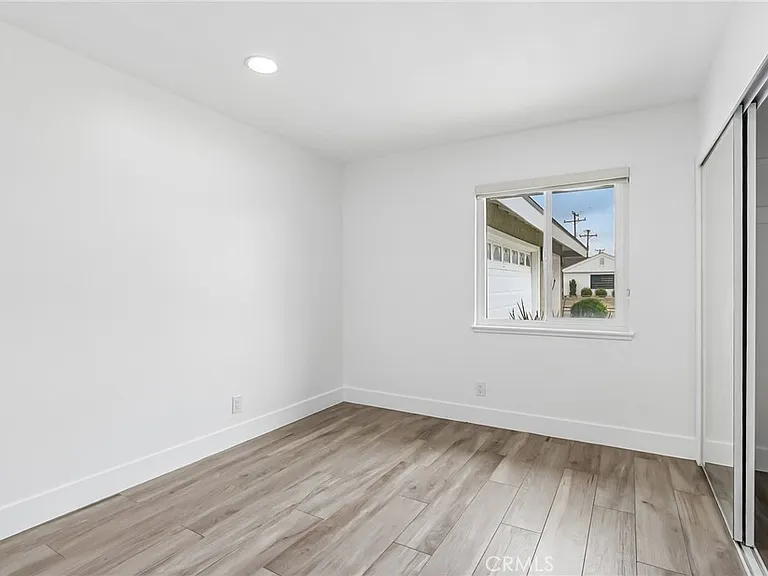 17151 Hague Ln — Photo 25