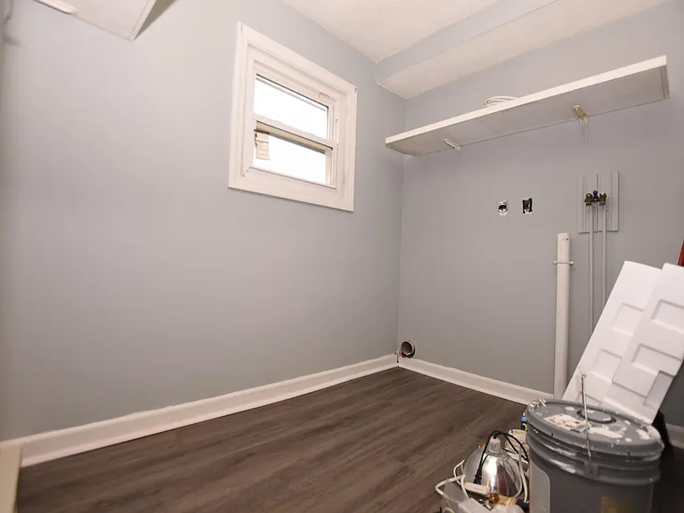 85 Stillson Rd — Photo 2
