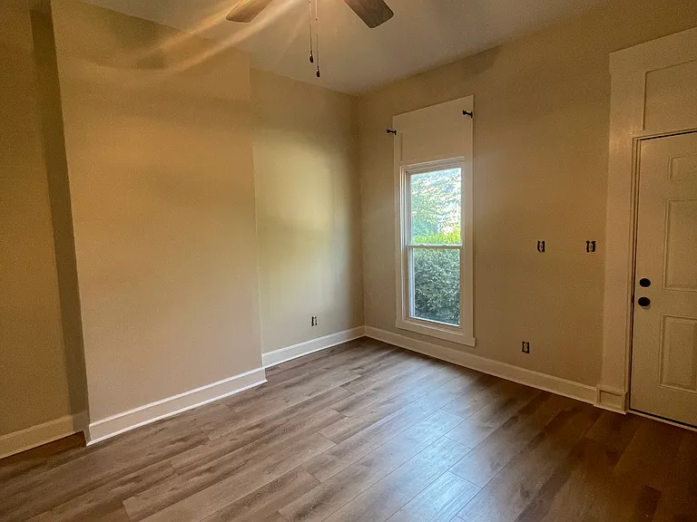 1417 Rufer Ave — Photo 2