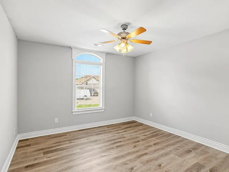 3002 Ballard Mill Dr — Photo 10
