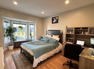 96 Chelsea St #1, Boston, MA 02128