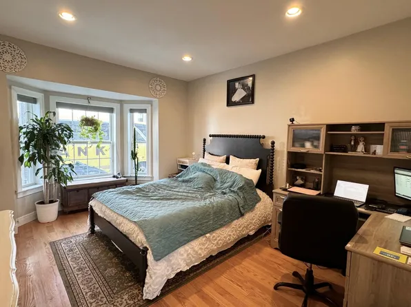 96 Chelsea St #1, Boston, MA 02128