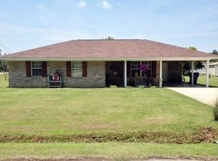120 Carol Ave, Fulton, MS 38843