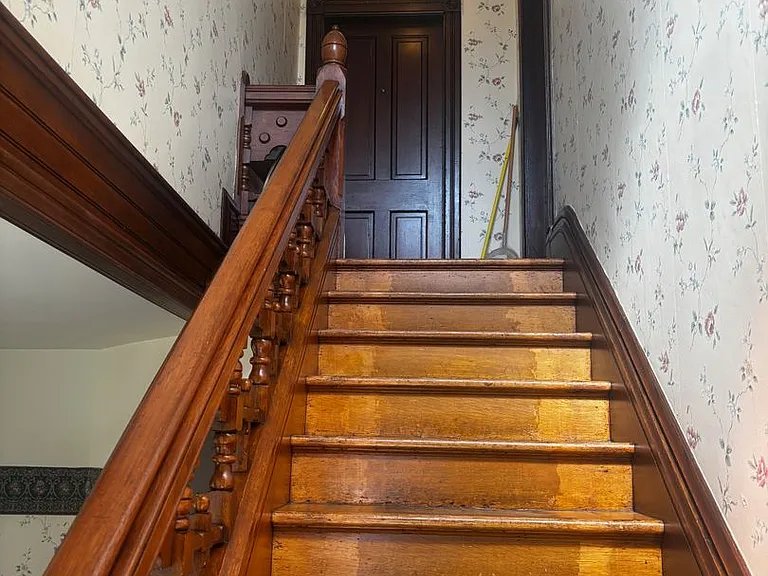 924 W Wayne St — Photo 11