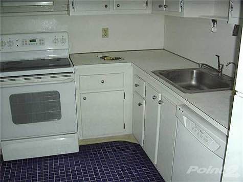 5th image of 1200 NE Miami Gardens Dr APT 303W