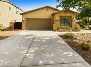 636 W Trellis Rd, San Tan Valley, AZ 85140