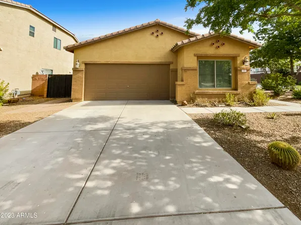 636 W TRELLIS Road, San Tan Valley, AZ 85140
