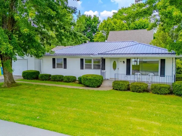 301 S Hiatt St, Amboy, IN 46911