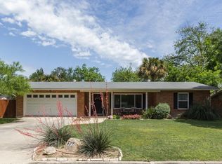 407 E Nottingham Dr, San Antonio, TX 78209