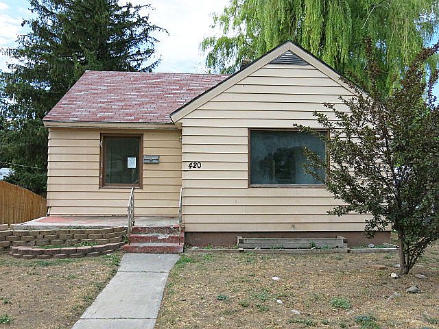 1st image of 420 5th St