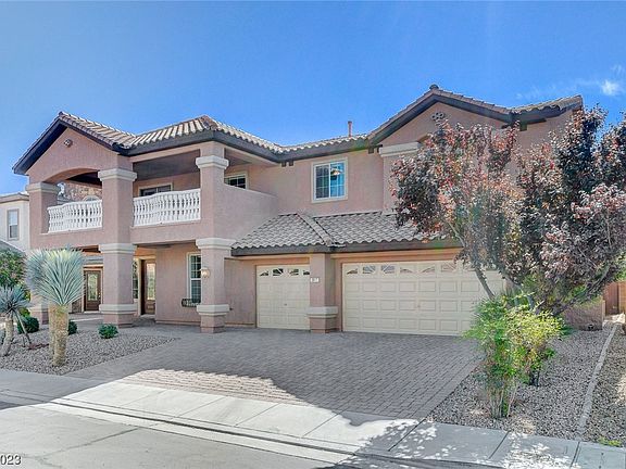 2nd image of 3817 San Esteban Ave