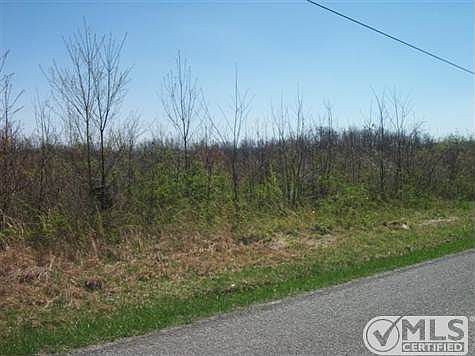 2nd image of 1620 Gap Rd