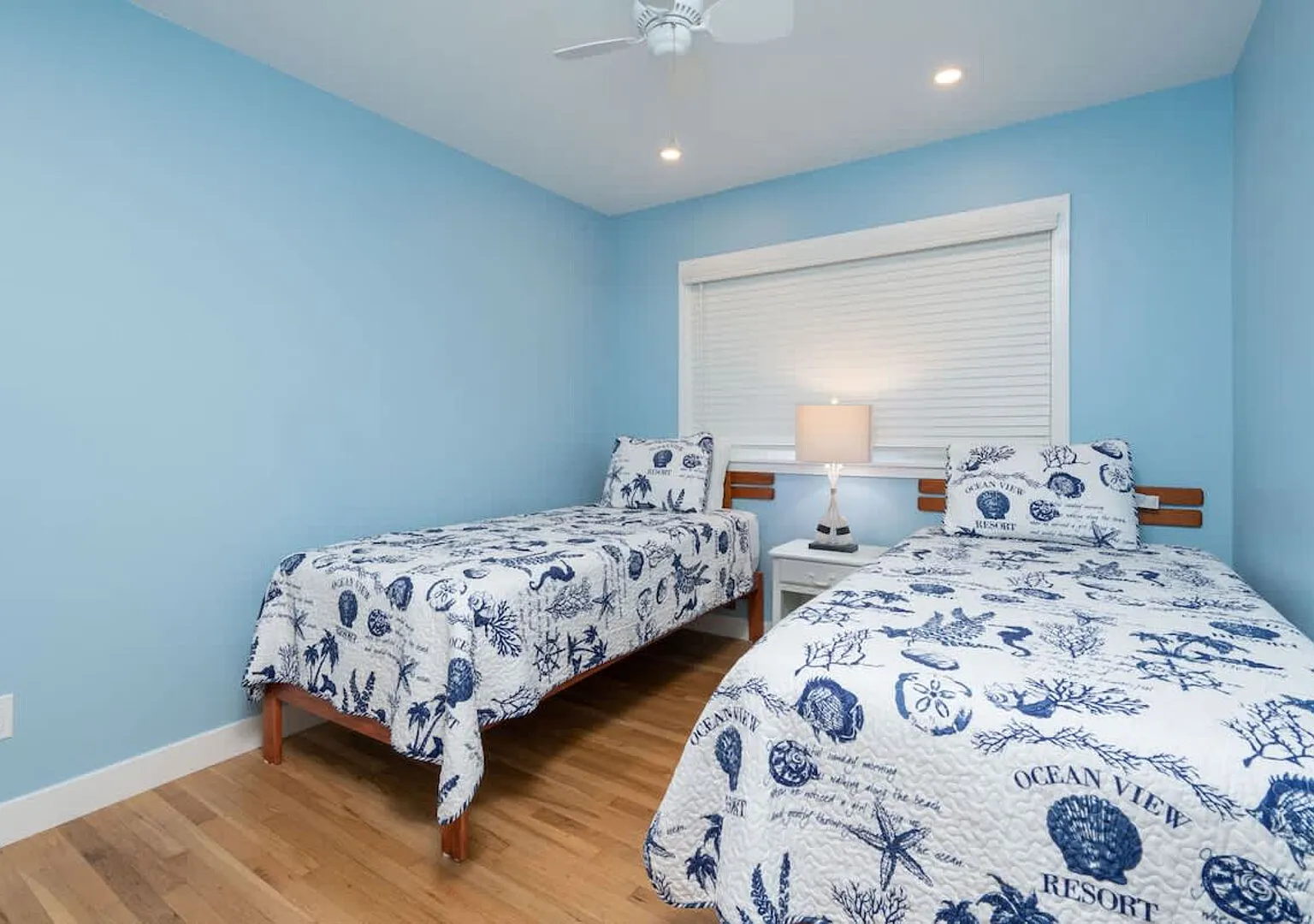 223 E. Bayfront | Newly Remodeled Balboa Island Bayfront — Photo 3