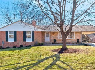 2914 Chapel View Dr, Silver Spring, MD 20904