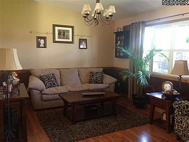 4th image of 896 Walnut Grove Ln