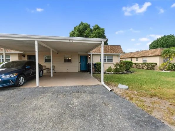 676 Park Cir, Bradenton, FL 34207