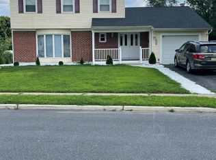 119 Colonial Rd, Edgewater Park, NJ 08010