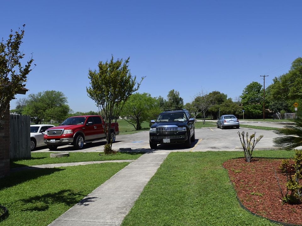 Parking lot