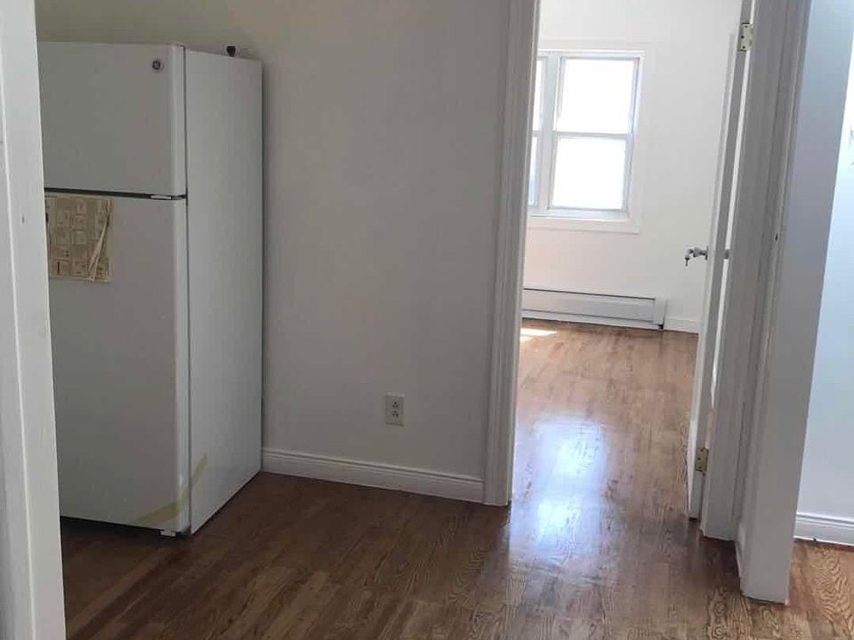 2nd image of 6145 146th St