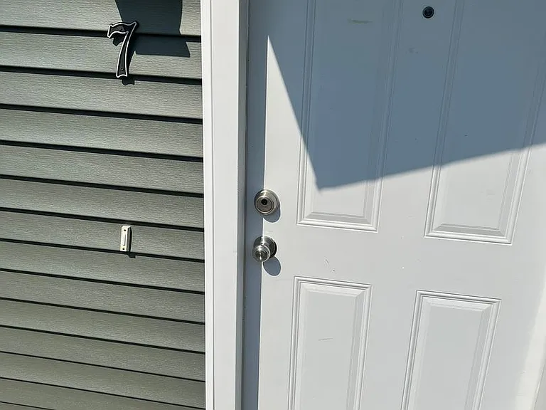 3222 Lincoln Way #7 — Photo 3