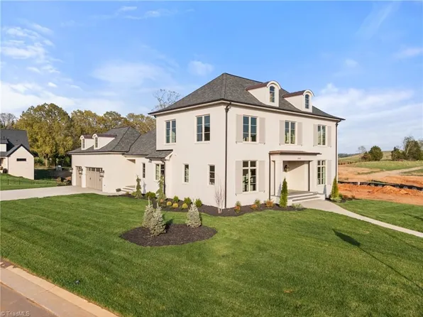 1510 Charolais Dr, Winston Salem, NC 27106