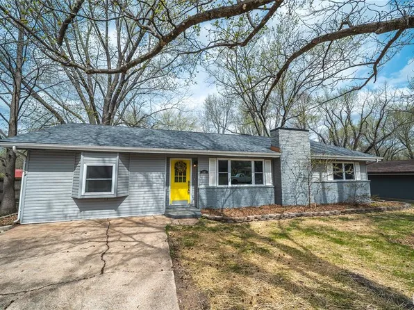 343 Winter Dr, Saint James, MO 65559