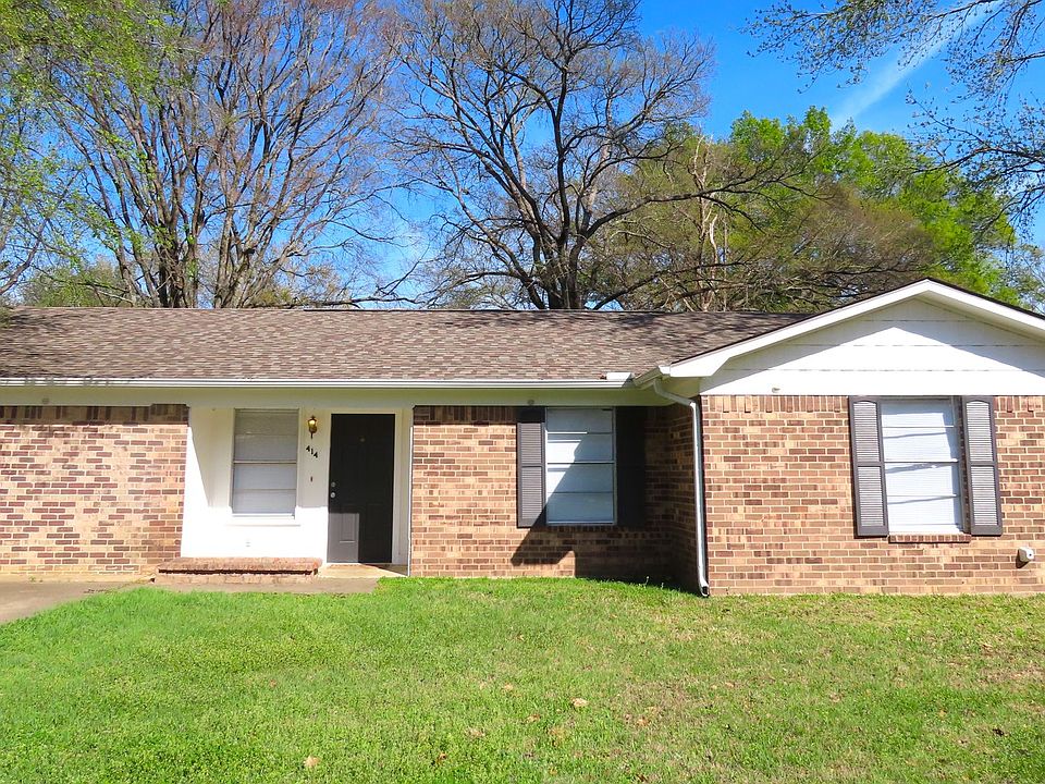 1st image of 414 N Rainbow Dr