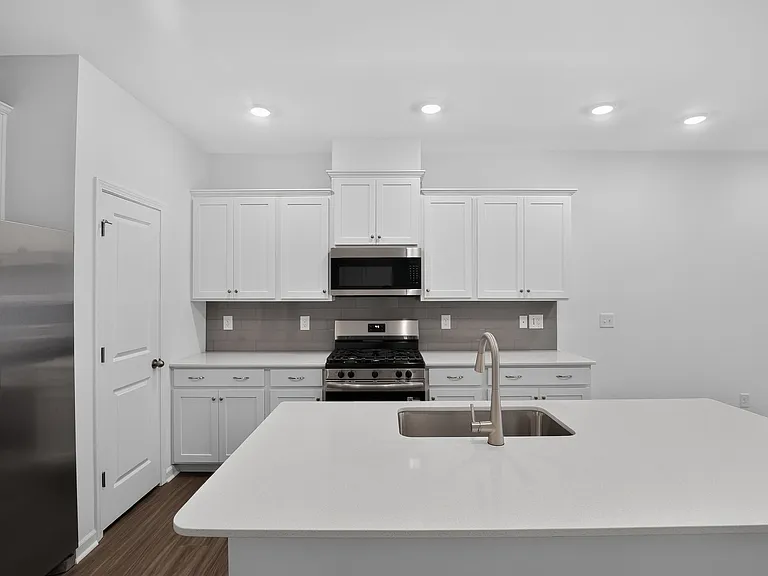 115 Holly Oak Ct — Photo 7