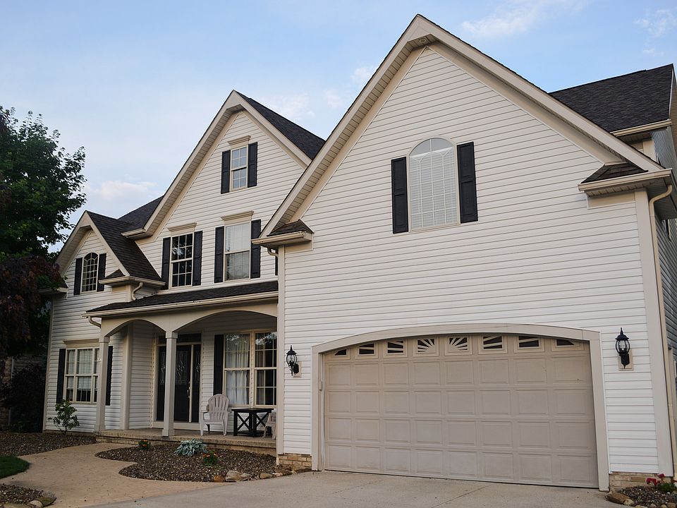 1st image of 2932 Kensington Dr
