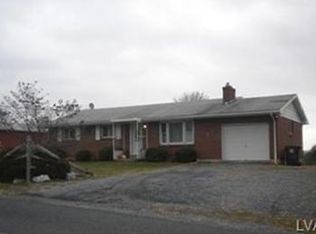 3641 Windy Rd, Orefield, PA 18069