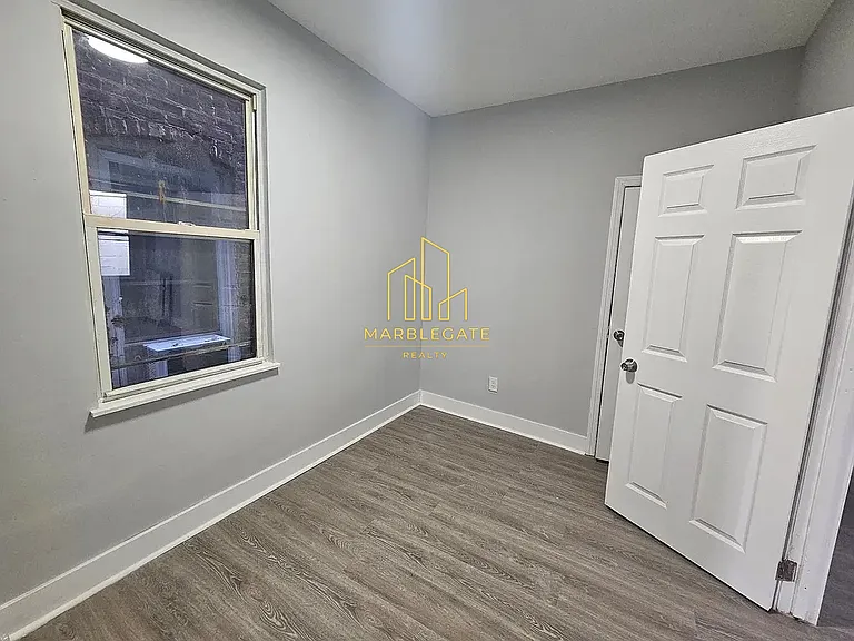 1034 S Orange Ave #11 — Photo 6