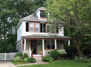 24 Steers Ave, Schenectady, NY 12304