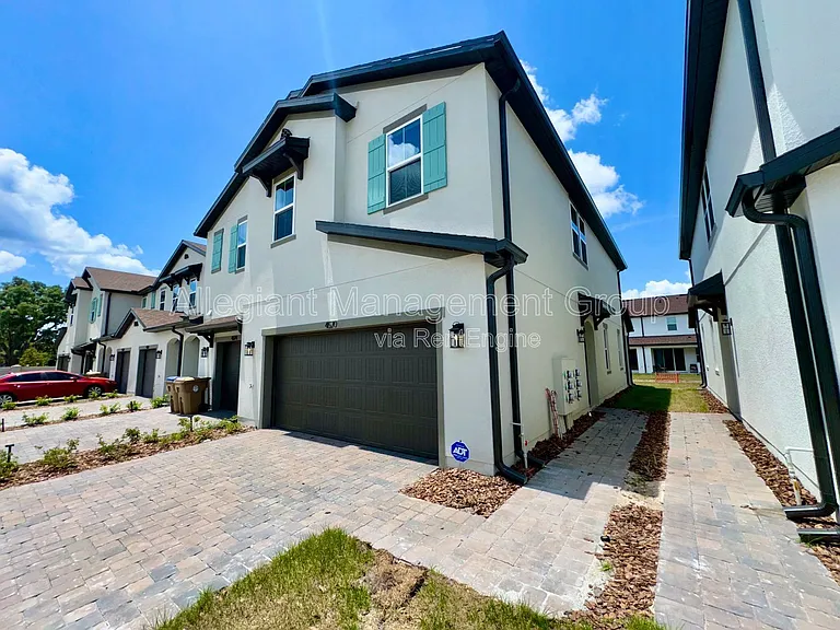 4570 Small Creek Rd — Photo 2