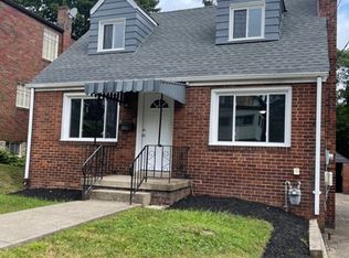 2058 Stonelea St, Pittsburgh, PA 15212
