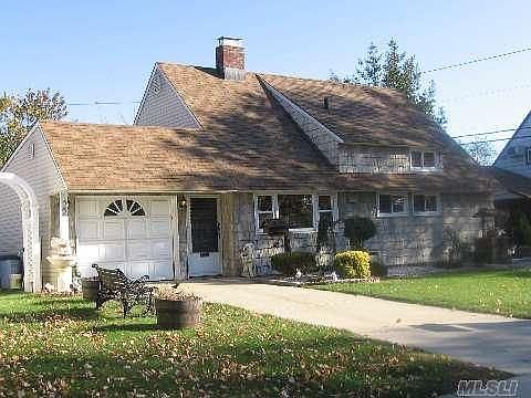 2nd image of 122 Red Maple Dr N