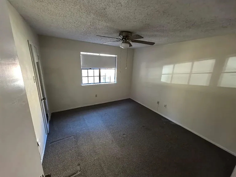 885 Dublin Dr #1 — Photo 8