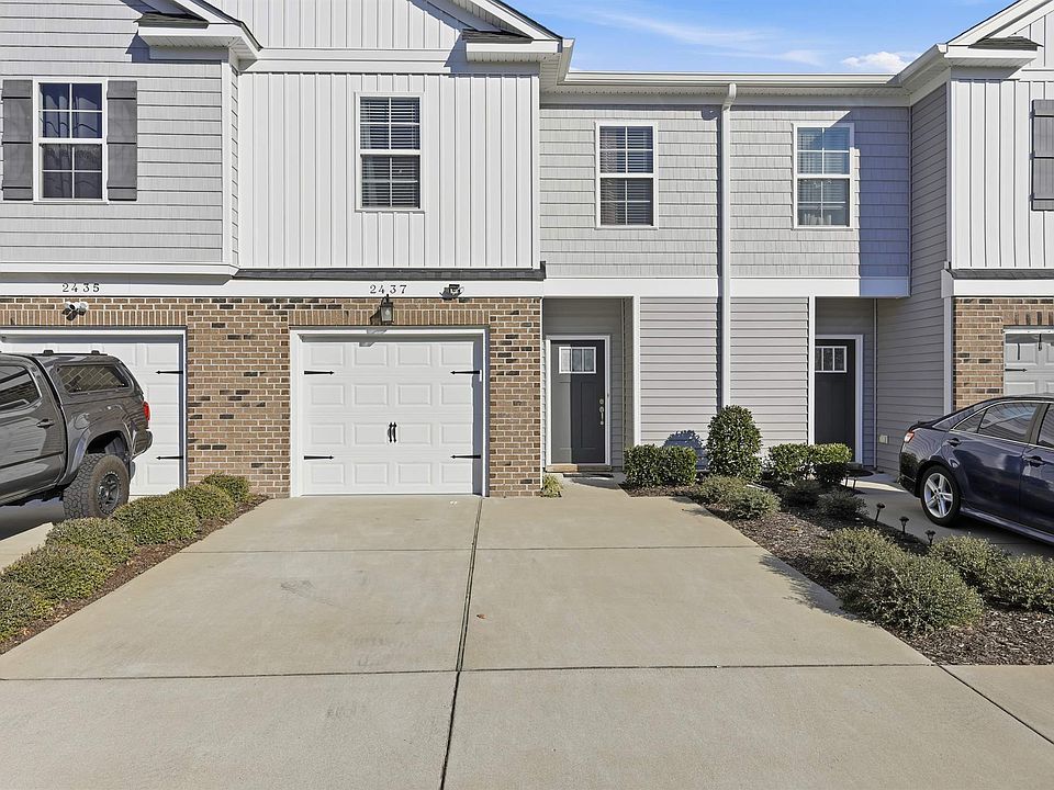 1st image of 2437 Fieldsway Dr